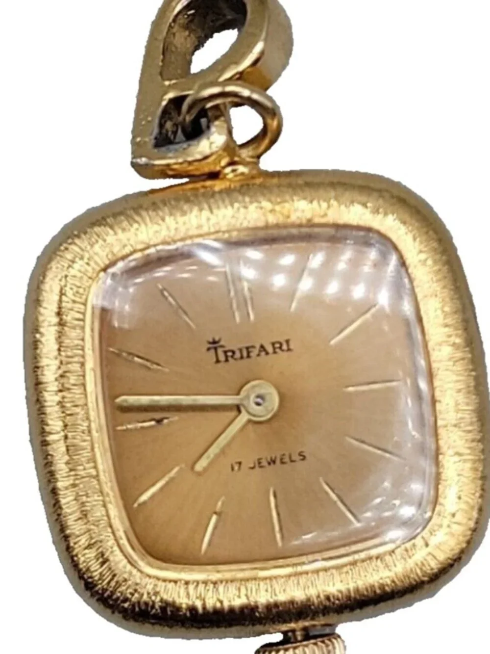Trifari crown pendant